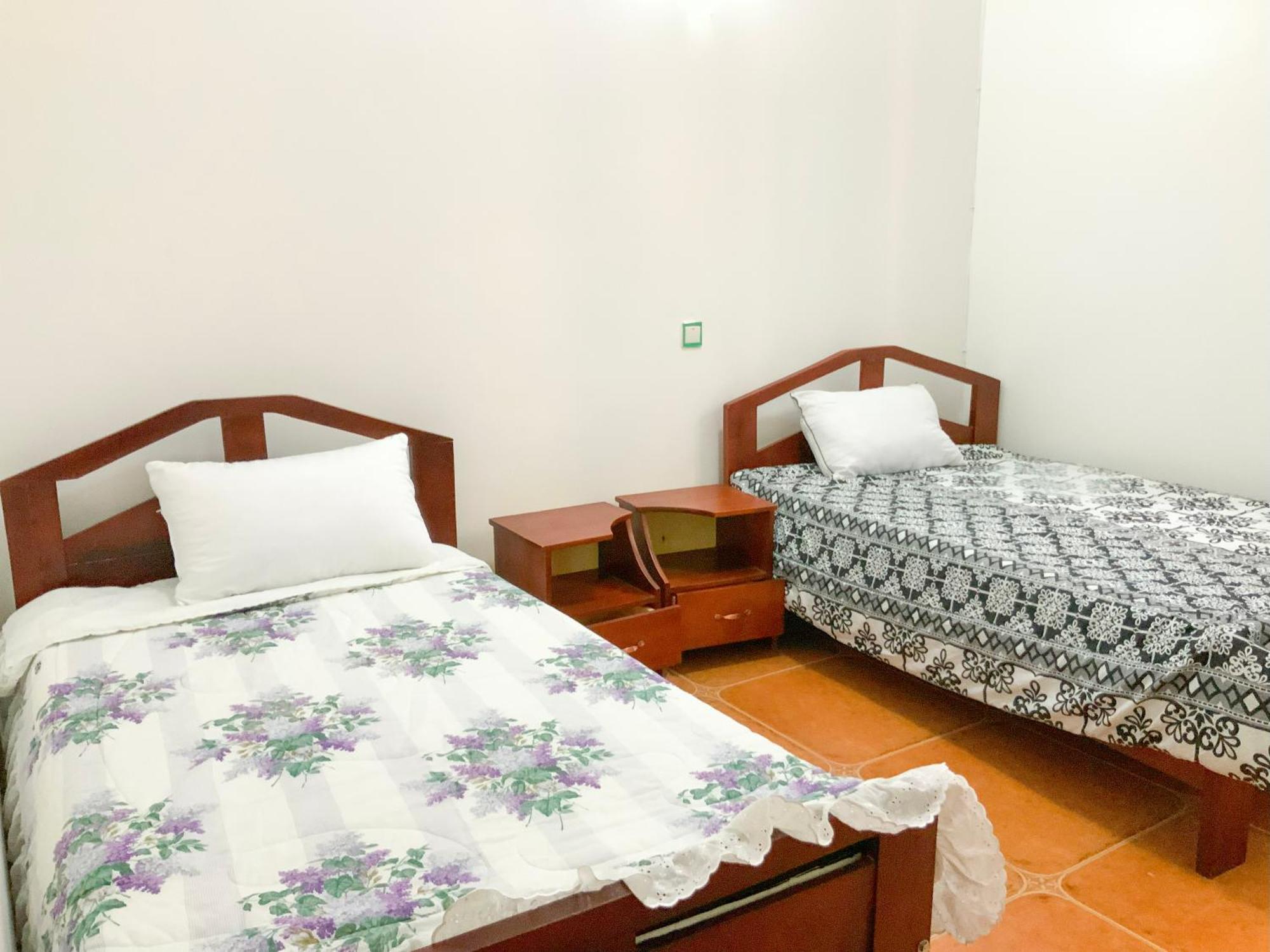 Hendo Hotel Entebbe Esterno foto
